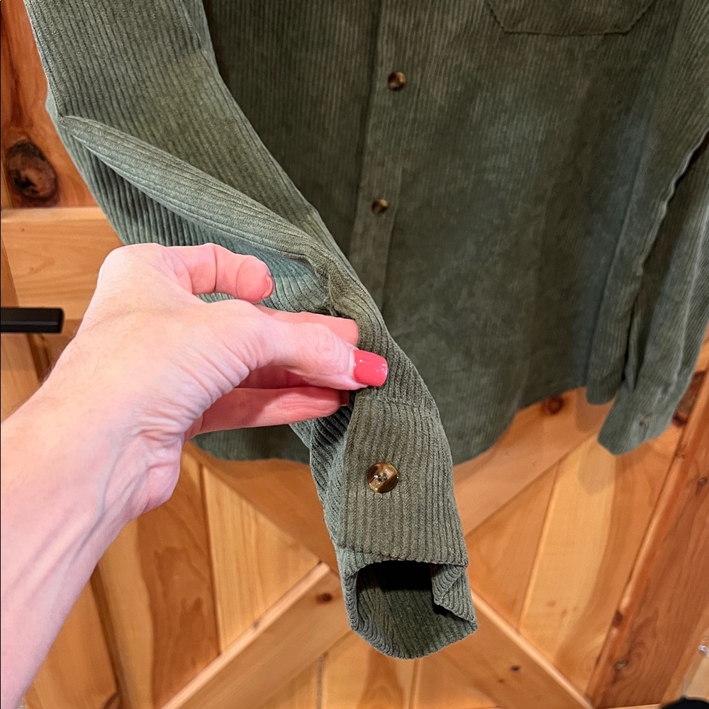 Green Corduroy Button-Up Shirt/shacket - Picture 6 of 8